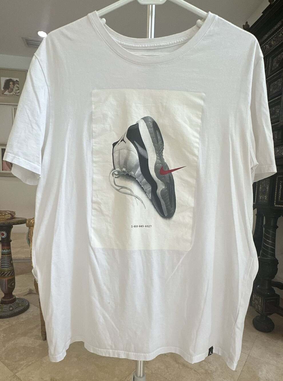 Nike Jordan Air Jordan 11 Graphic T-Shirt White Size L